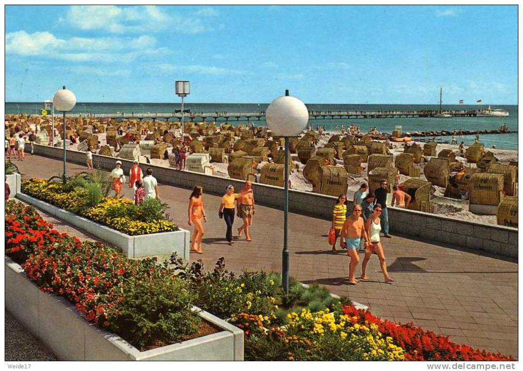 01099 GRÖMITZ -  Blick Auf Die Strandpromenade - Groemitz