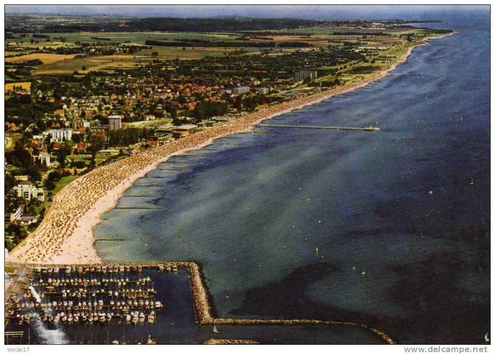 01105 GRÖMITZ -  Blick Auf Den Yachthafen Und Die Strandpromenade - Groemitz