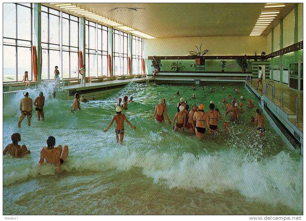 01183 BÜSUM - Blick In Das Meerwasser-Wellenschwimmbad - Buesum