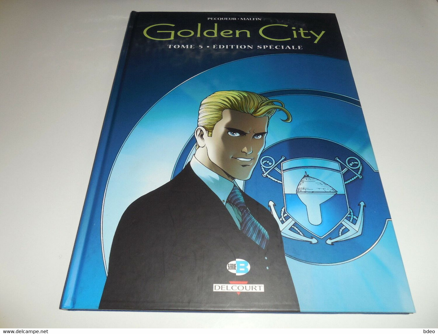 TL GOLDEN CITY TOME 5/ TBE - Golden City