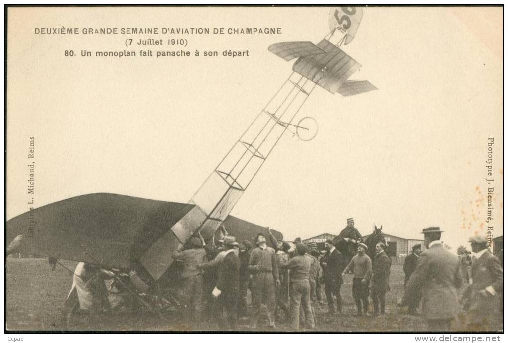 Semaine De Champagne -  7 Juillet 1910 -  Un Monoplan Fait Panache à Son Départ - Meetings