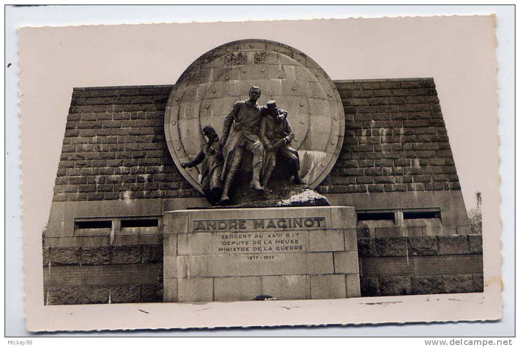 VERDUN--Monument  élevé à La Mémoire D'André Maginot , Cpsm 9 X 14 N° 20  éd Réant - Verdun