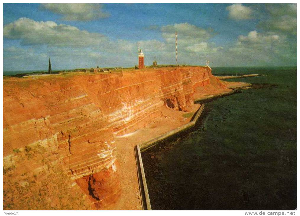 01265 HELGOLAND - Blick Auf Die Westküste, Den Leuchtturm Und Die Kirche - Helgoland