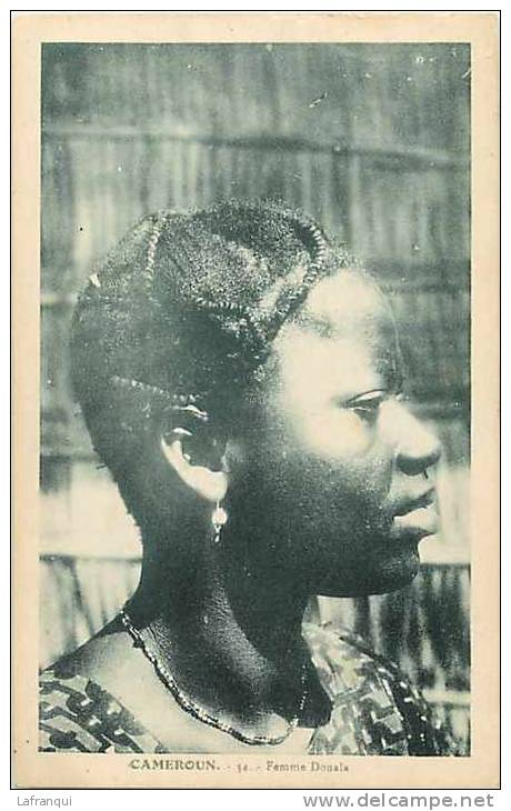 Afrique - Africa - Cameroun - Ref A515- Douala - Femme Douala   - Carte Bon Etat - - Cameroun