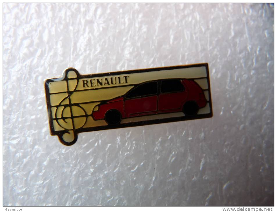 PINS PIN´S AUTOMOBILE VOITURE RENAULT - Renault