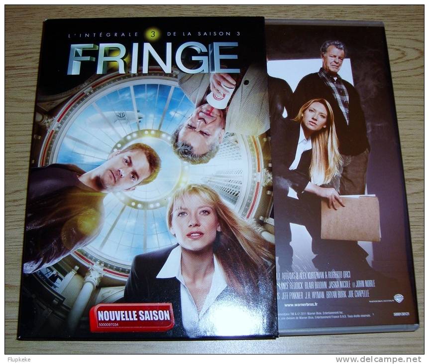 Fringe Intégrale De La Saison 3 Dvd Zone 2 Vf / Vostfr Anna Torv Joshua Jackson 2010-2011 - Séries Et Programmes TV