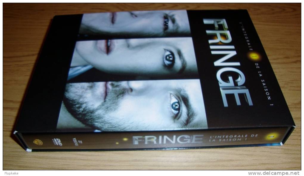 Fringe Intégrale De La Saison 1 Dvd Zone 2 Vf / Vostfr Anna Torv Joshua Jackson 2008-2009 - Séries Et Programmes TV