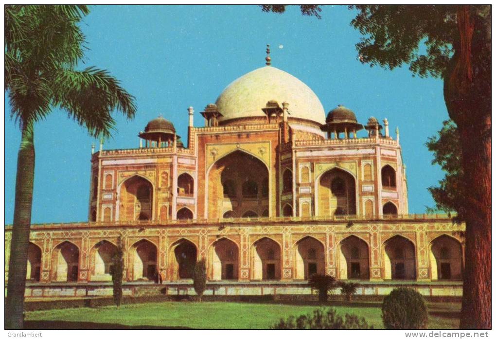 Humayon's Tomb, New Delhi, India, Built 1565, Moughal Architecture Unused - India