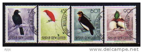 PAPOUASIE - Oiseaux De Paradis -  Oblitérés. Yv.# 642/5 Cote 11.00 € - Papúa Nueva Guinea