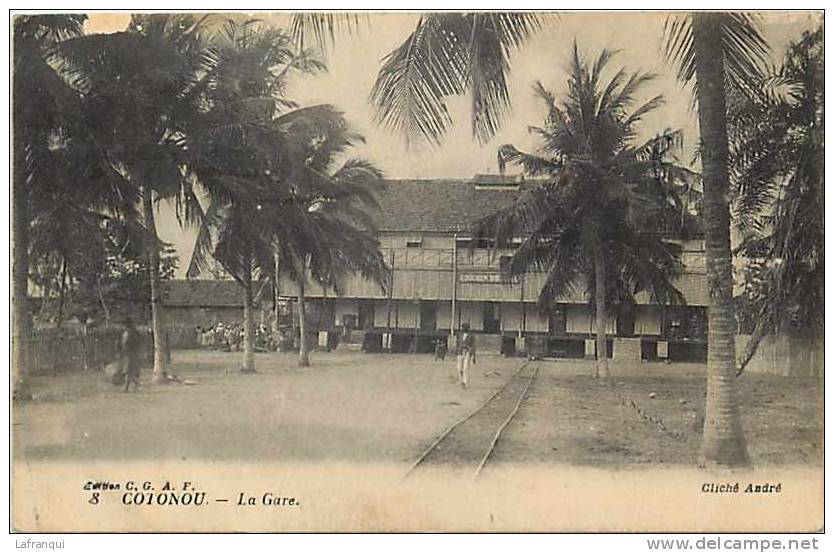 Afrique - Africa - Dahomey -ref A416- Cotonou - La Gare Ligne De Chemin De Fer   - Carte Bon Etat - - Dahomey