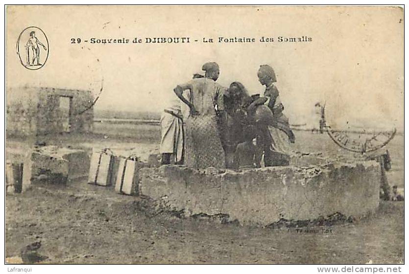 Afrique - Africa - Djibouti - Ref A379- La Fontaine Des Somalis -souvenir De Djibouti  - Carte Bon Etat - - Djibouti