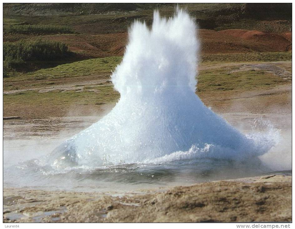 (543) Island - Islande  -  Geyser - Islanda