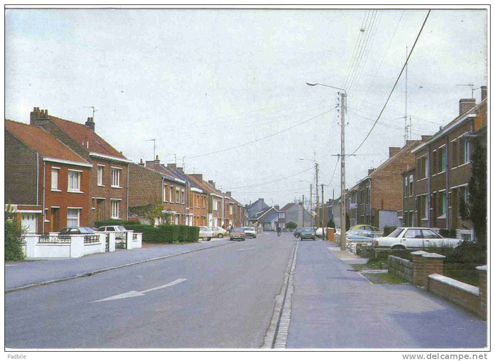 Carte Postale 59. Auby  Rue Des Frères Duyne Trés Beau Plan - Auby