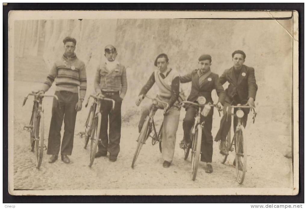 CPA CARTE PHOTO CYCLISME - Equipe De 5 Coureurs Cyclistes - Cycling