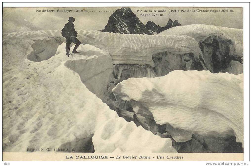 LA VALLOUISE - Le Glacier Blanc - Une Crevasse - L'Argentiere La Besse