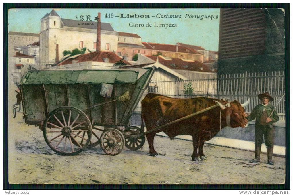 LISBOA / PORTUGAL. Postal Costumes Portugueses. Carro De Limpeza. Old Postcard - Lisboa