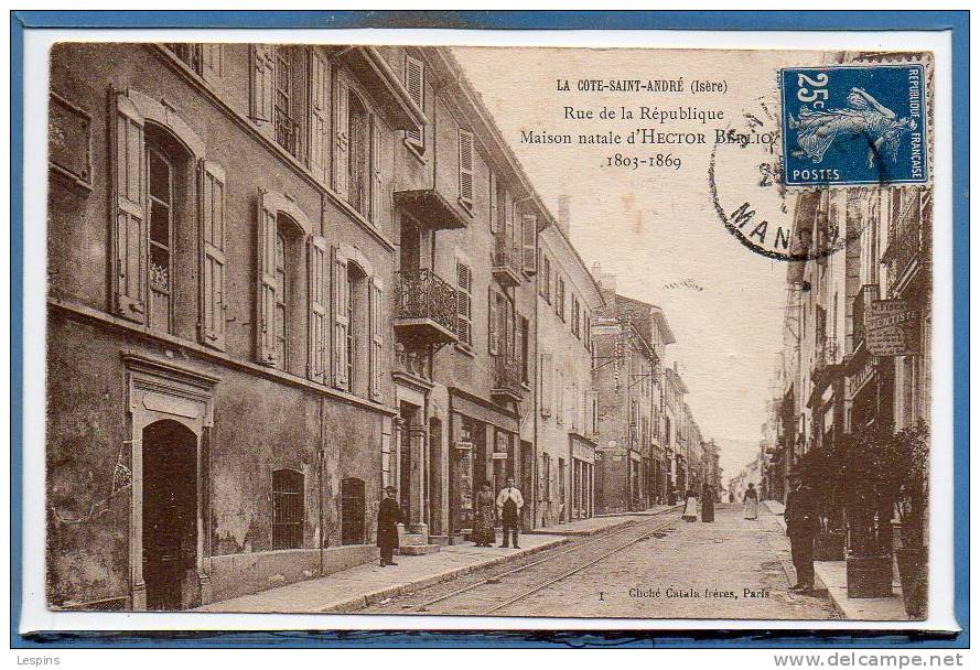 38 - La COTE SAINT ANDRE -- Rue De La République...... - Vide