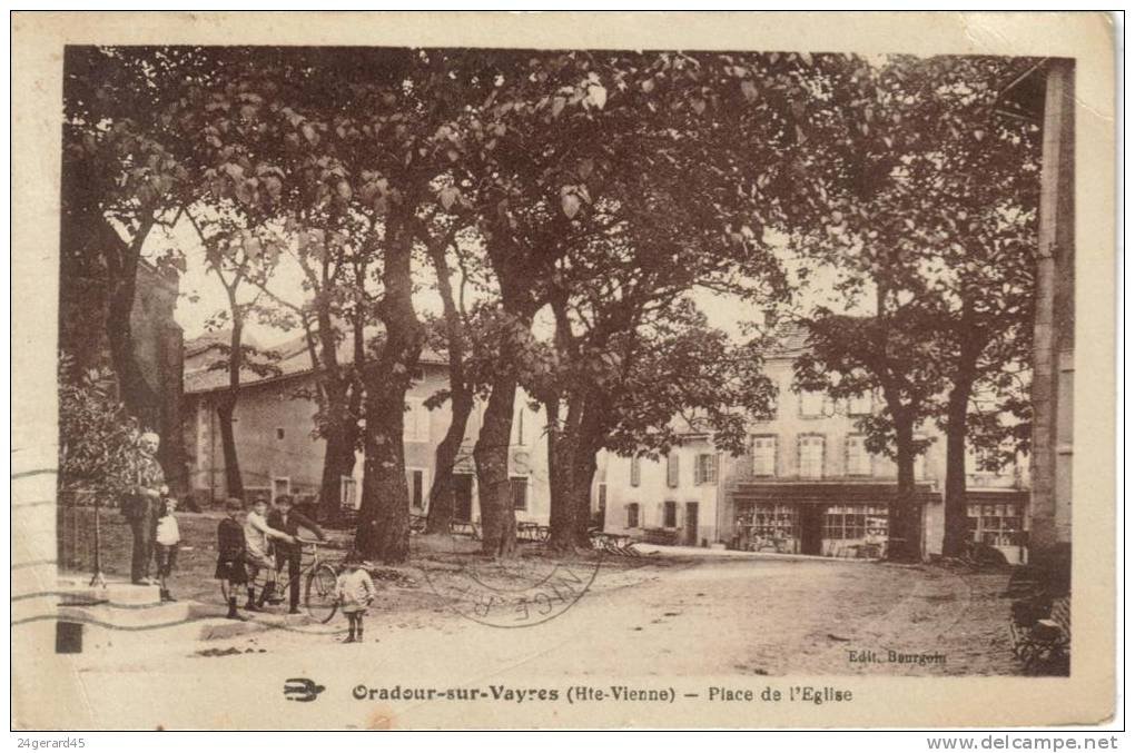 CPSM ORADOUR SUR VAYRE (Haute Vienne) - Place De L'Eglise - Oradour Sur Vayres