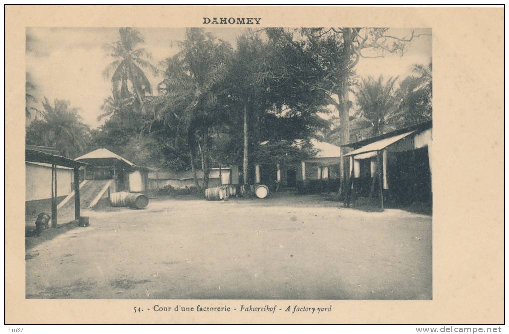 DAHOMEY -  Cour D'une Factorerie - Dahomey