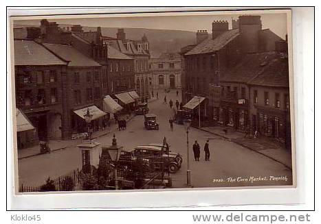 Angleterre - The Corn Market - Penrith - Animé Voitures  Magasins Boutiques ... - CARTE PHOTO G. P. ABRAHAM Keswick - Penrith