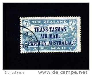 NEW ZEALAND - 1934  AIR MAIL  7 D. BLUE  FINE USED - Usados