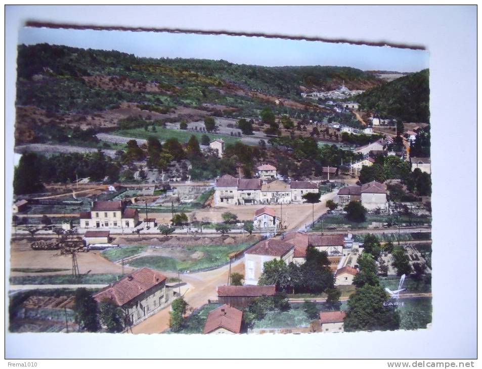 CHEVILLON (52): Carte Postale (aérienne) EN AVION AU-DESSUS DE... Le Quartier De La Gare - Chevillon