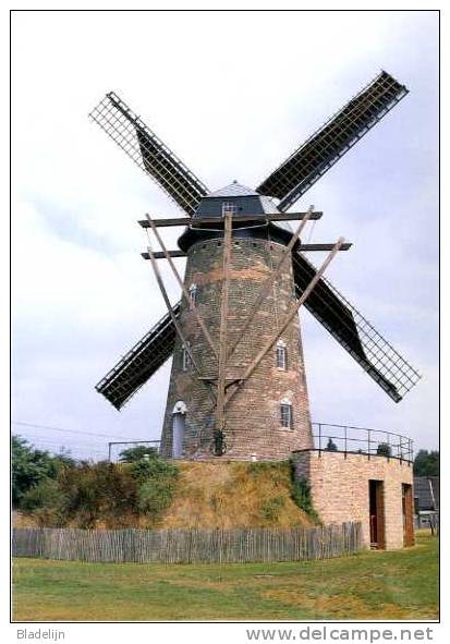 LOKEREN (O.Vl.) - Molen/moulin/mill - De Gerestaureerde Heirbrugmolen, Opgezeild En In Werking. Fraai !!! - Lokeren