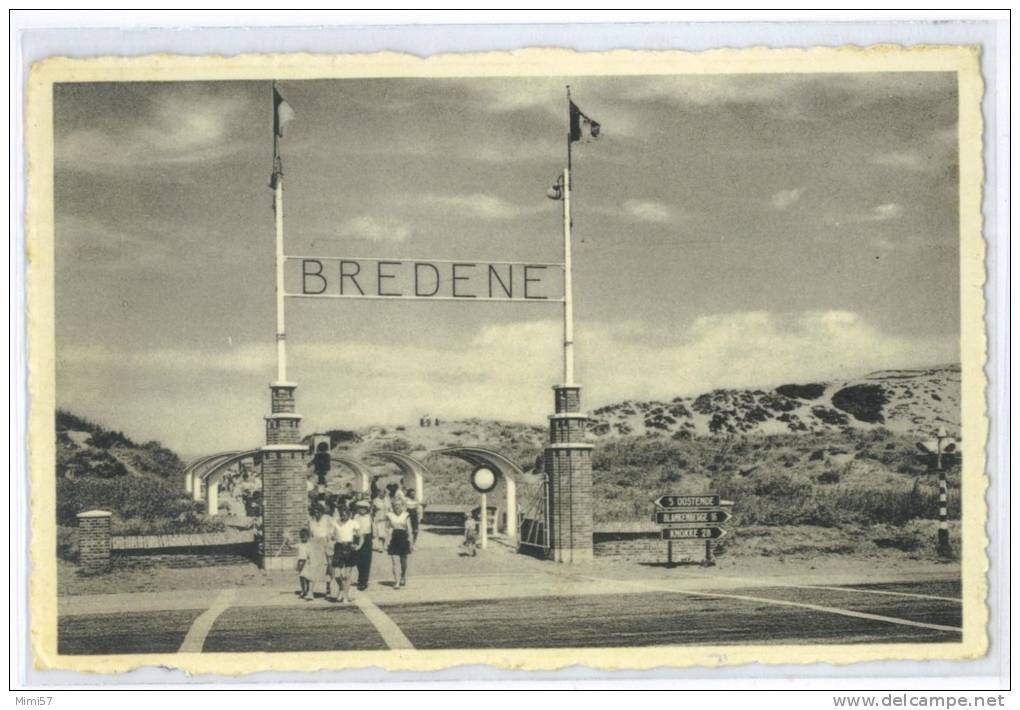 C.P.M. Bredene Sur Mer - Entrée Vers La Plage - Bredene