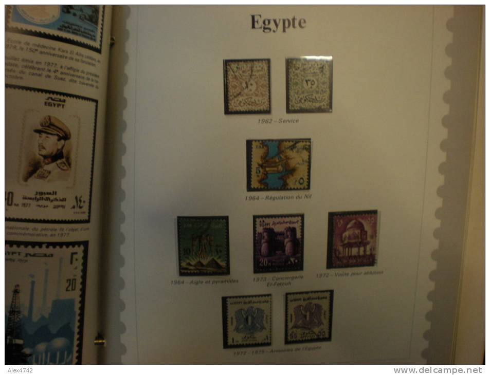 collection Alpha de timbres. 86 pays, 971 timbres + histoire de la philatélie 3 albums pour 593 pages collection de 1980