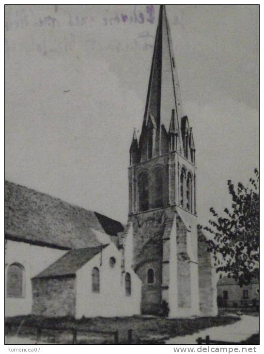 LIMAY (Yvelines) - L´Eglise - Non Voyagée - Etat Moyen (petite Déchirure,...voir Scans) --> Petit Prix ! - Limay