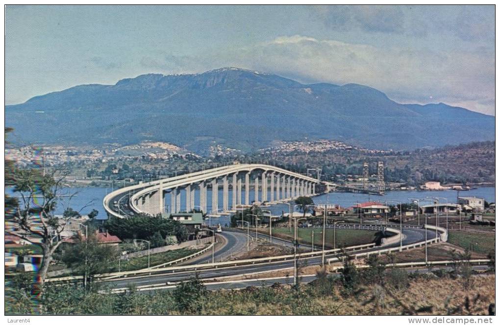 (110) Old Postcard - Carte Assez Ancienne - Australia - TAS - Hobart Tasman Bridge - Hobart