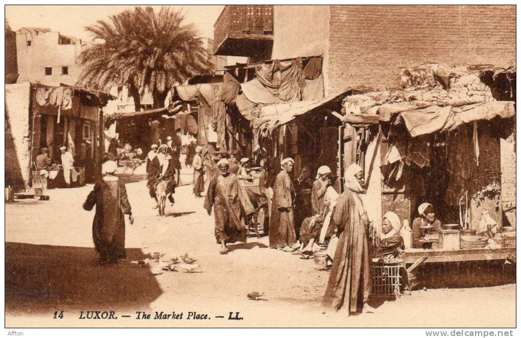 Luxor Market Place 1910 Postcard - Louxor