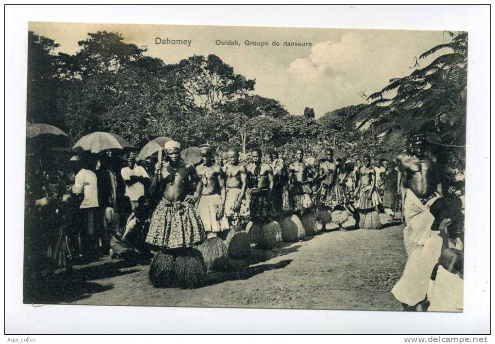 DAHOMEY BENIN  OUIDAH CEREMONIE GROUPE DE DANSEURS - Dahomey