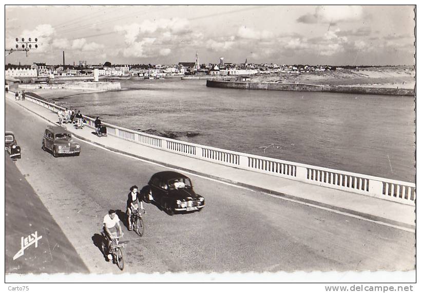 Automobile -  Vélos - Mer - Voitures De Tourisme