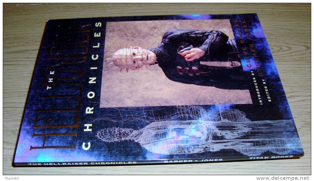 The Hellraiser Chronicles Stephen Jones Titan Books 1992 Clive Barker - Cine