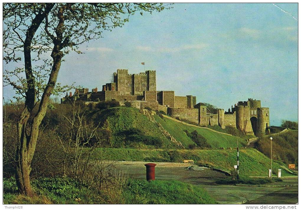 DOVER - Castle, View From North-West, With Keep And Constable's Gate - Carte Neuve - - Dover