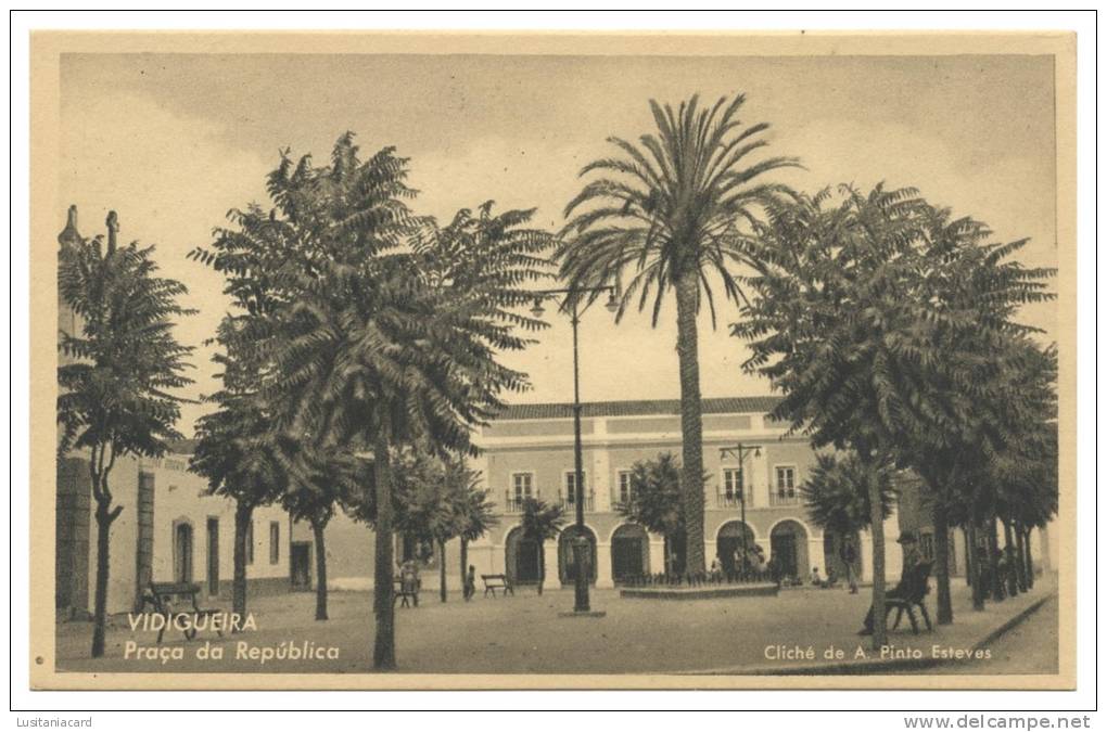 BEJA  -VIDIGEIRA - Praça Da República Carte Postale - Beja