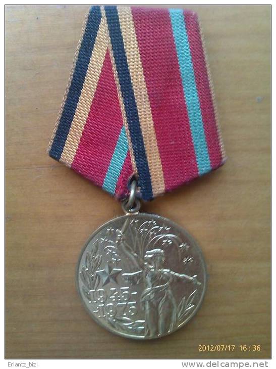 Medalla 1945-1975. 30 Aniversario 2ª Guerra Mundial. URSS. Comunista. - Rusia