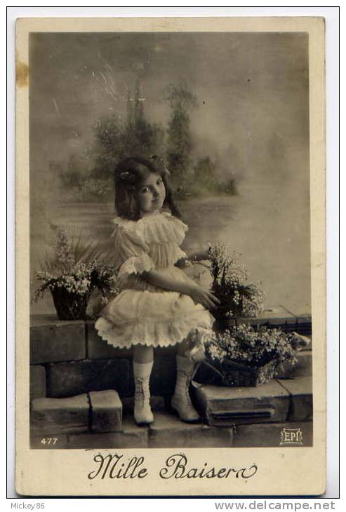 Mille Baisers---Enfant (fillette)- --Belle Robe Et Fleurs N° 477 éd EPI-- - Autres & Non Classés