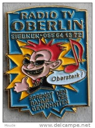 RADIO TV OBERLIN - SIEBNEN - SCHWEIZ - SUISSE      -        (VERT) - Médias