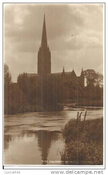 9192. SALISBURY CATHEDRAL. - Salisbury