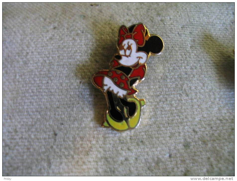 Pin´s Disney,  Personnage Walt Disney. MINNIE - BD