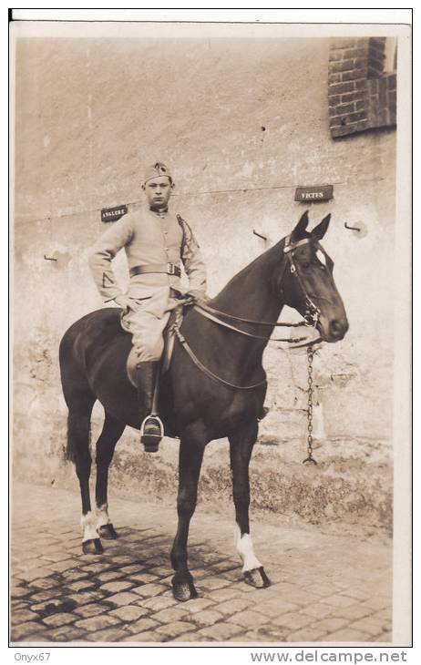 Carte Postale Photo Militaire Français-Régiment Cavalerie ? (cheval) SEDAN N°1-Photo L. PERRON- A SITUER A LOCALISER ? - Sedan