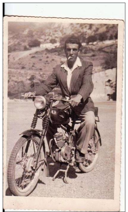 Paestum   ---------  Motocicletta , 	 Motorbike - Autres & Non Classés