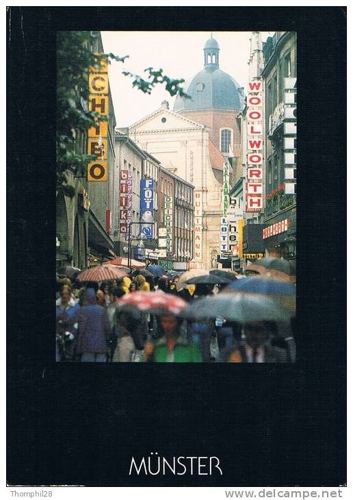 MÜNSTER - UNIVERSITÄTSSTADT - Salzstrasse Mit Dominikanerkirche - Animation Sous La Pluie - 2 Scans - Muenster