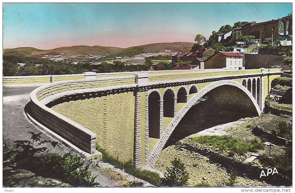 LA SALVETAT  LE NOUVEAU PONT SUR L'AGOUT      ANNEE 1952 - La Salvetat