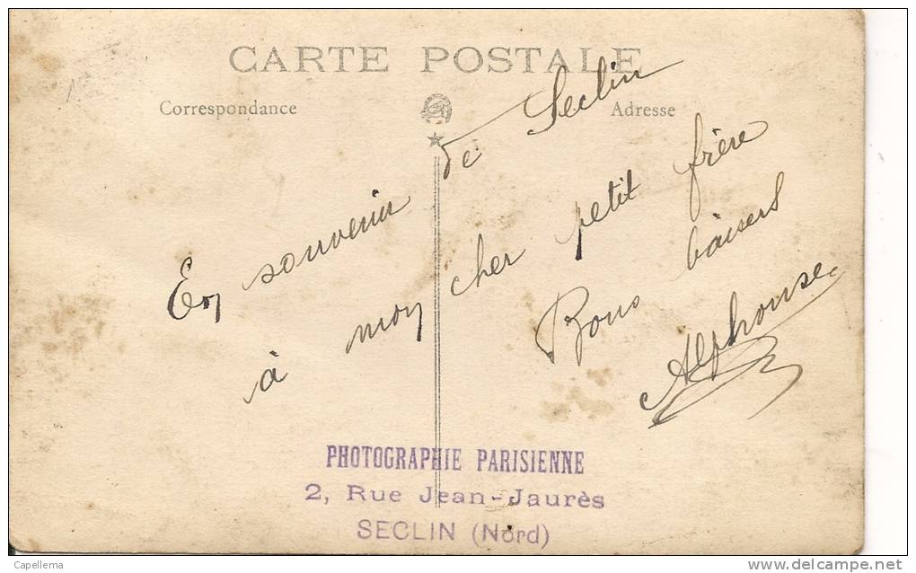 CARTE POSTALE PHOTO DE MILITAIRES EN SOUVENIR DE SECLIN - Seclin