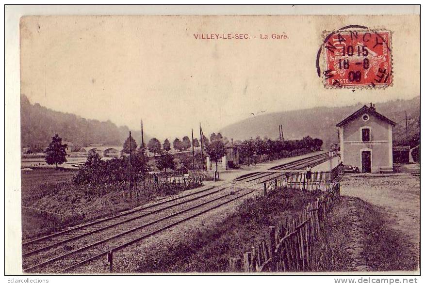 Villey Le  Sec    54   La Gare  (   Voir Scan ) - Andere & Zonder Classificatie