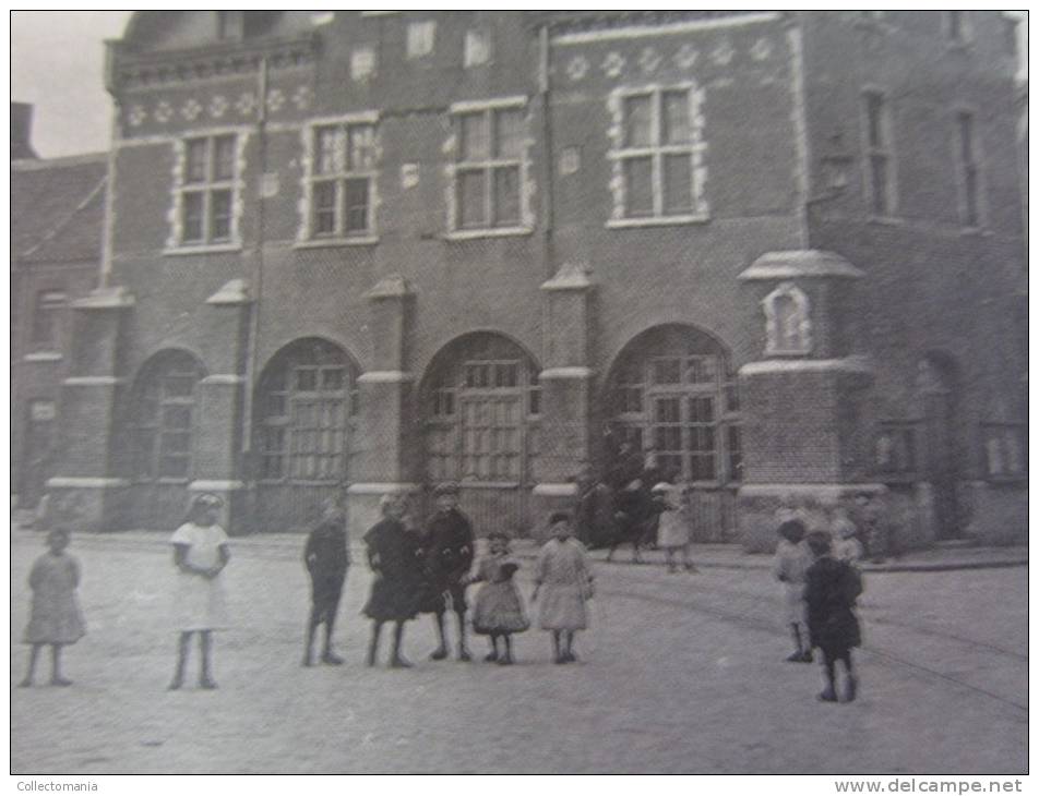 4 Postk.  PEER   : KERK EN MOLEN,     STADHUIS En KERKSTR.,       STADHUIS,         TOREN - Peer