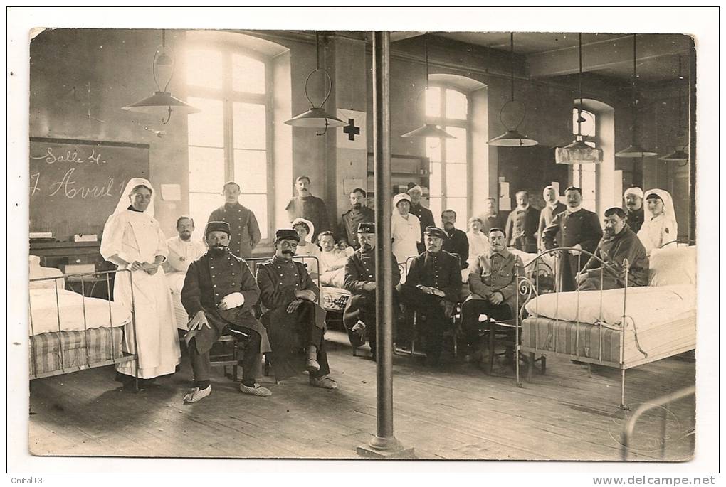 CARTE PHOTO HOPITAL MILITAIRE AUXILIAIRE 104 UNION DES FEMMES DE FRANCE   CP 6701 - Guerre 1914-18